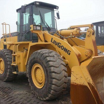 工程機(jī)械設(shè)備租賃與安裝服務(wù) 鏟車(chē)出租的專(zhuān)業(yè)解決方案